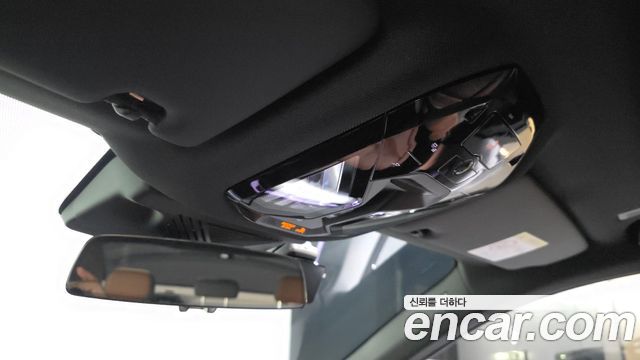 BMW 5-Series 2025 — photo 27