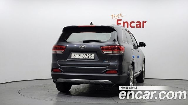 Kia Sorento 2015 — photo 4