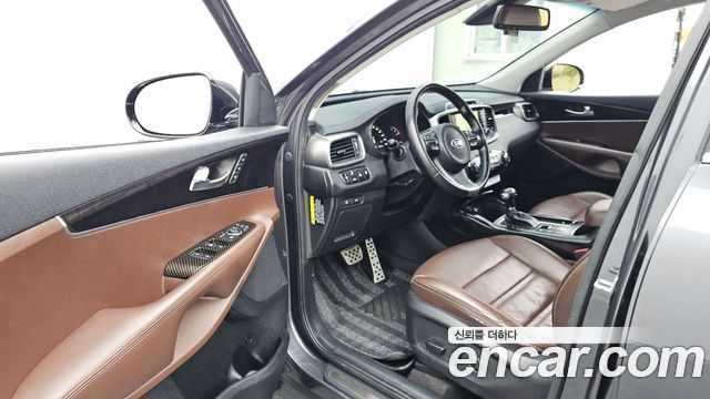 Kia Sorento 2015 — photo 13