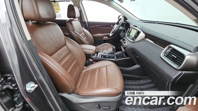 Kia Sorento 2015 — photo 16