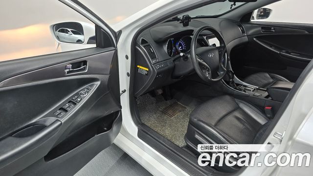 Hyundai Sonata 2012 — photo 10