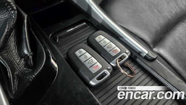 Hyundai Sonata 2012 — photo 17