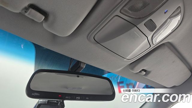 Hyundai Sonata 2012 — photo 19