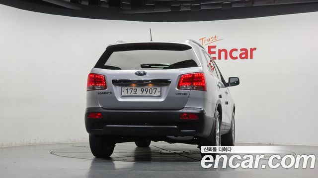 Kia Sorento 2011 — photo 4