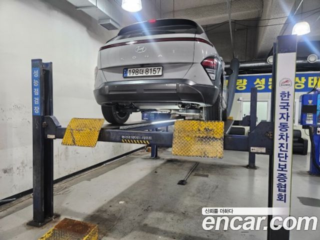 Hyundai Kona 2023 — photo 2