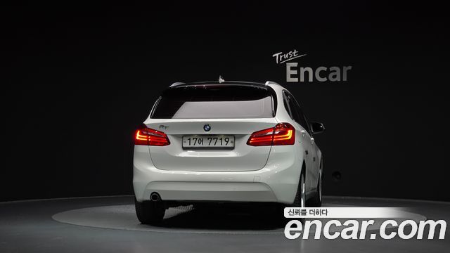 BMW 2-Series 2017 — photo 4