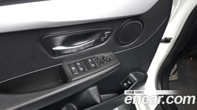 BMW 2-Series 2017 — photo 16