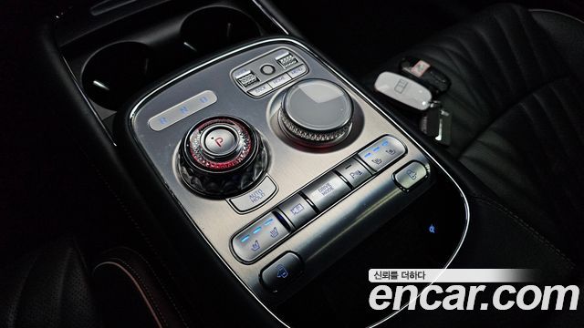 Genesis G90 2022 — photo 12