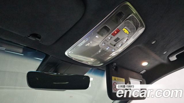 Genesis G90 2022 — photo 25