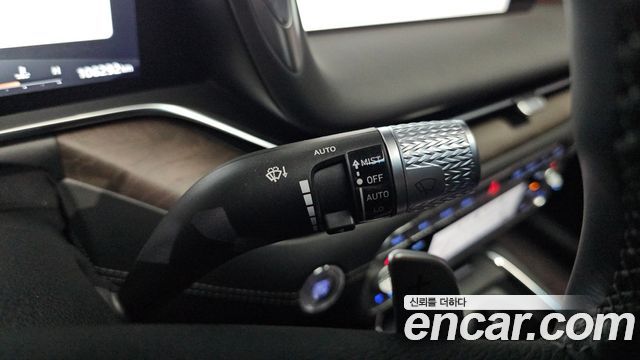 Genesis G90 2022 — photo 30