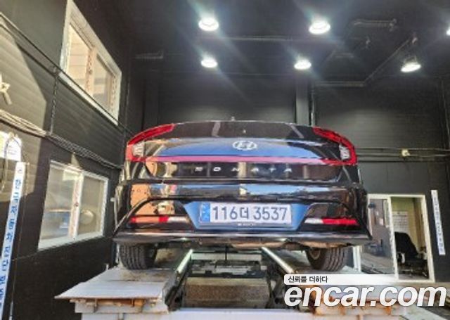 Hyundai Sonata 2023 — photo 2