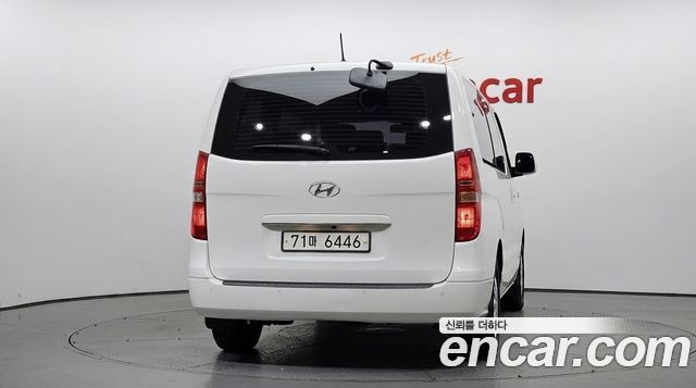 Hyundai Starex 2019 — photo 4