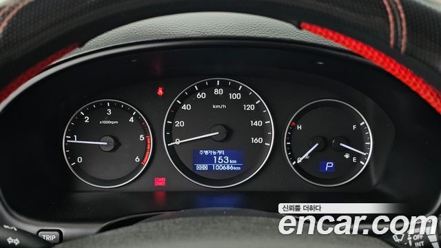 Hyundai Starex 2019 — photo 11