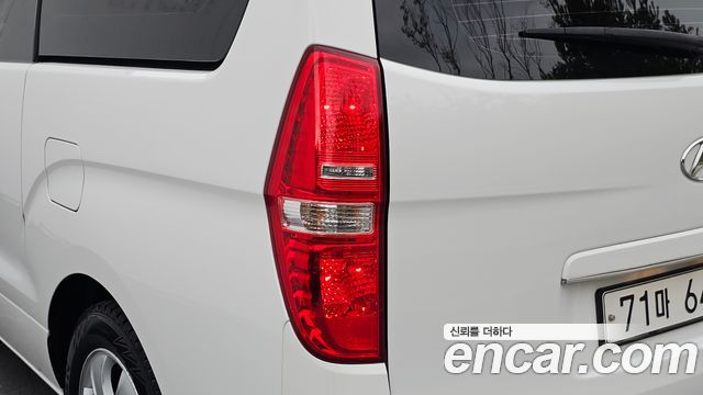Hyundai Starex 2019 — photo 9