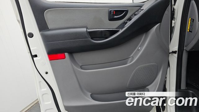 Hyundai Starex 2019 — photo 14
