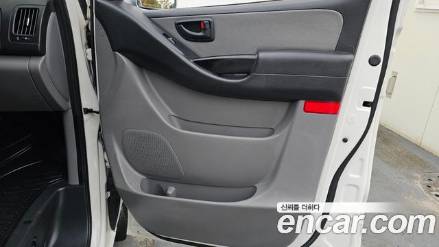 Hyundai Starex 2019 — photo 15