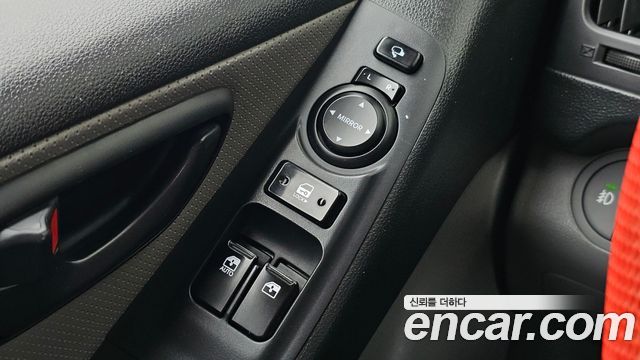 Hyundai Starex 2019 — photo 29