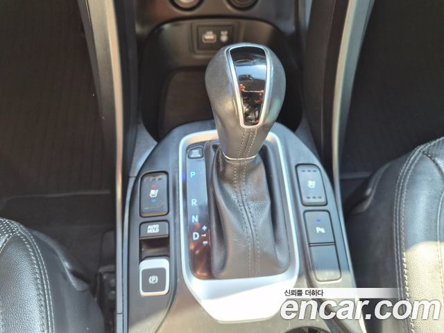 Hyundai Santafe 2017 — photo 13