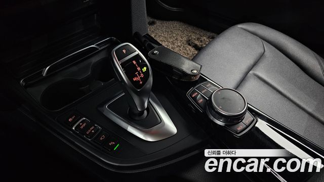 BMW 4-Series 2020 — photo 12