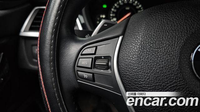 BMW 4-Series 2020 — photo 27