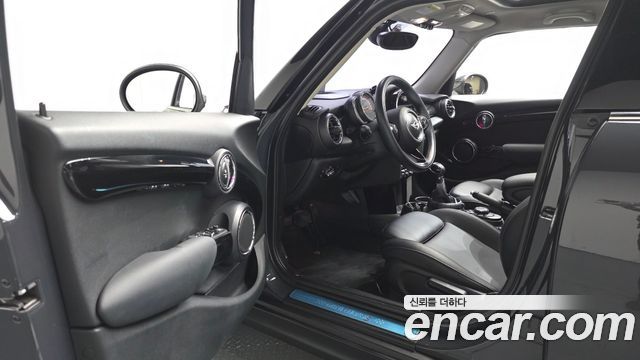 Mini Cooper 2016 — photo 13