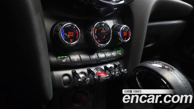 Mini Cooper 2016 — photo 25
