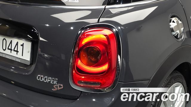 Mini Cooper 2016 — photo 9