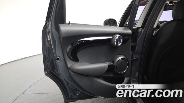 Mini Cooper 2016 — photo 15