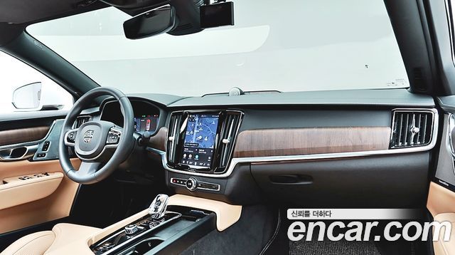 Volvo S90 2023 — photo 16