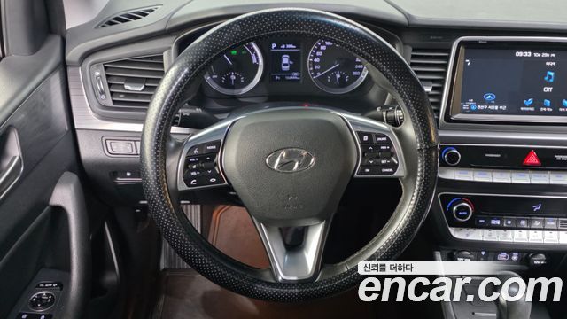 Hyundai Sonata 2019 — photo 19