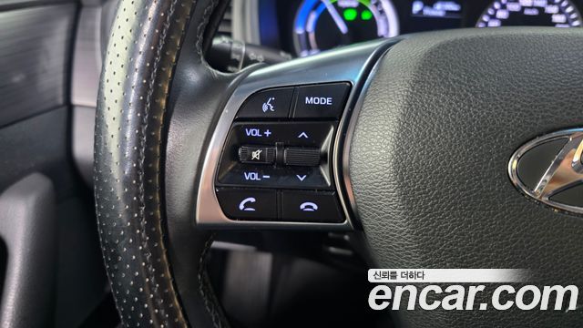 Hyundai Sonata 2019 — photo 28