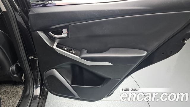KG Mobility KORANDO 2015 — photo 15