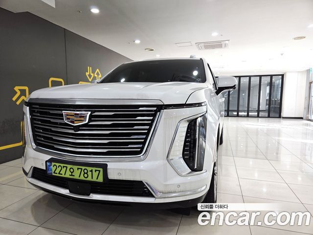 Cadillac Escalade 2025 — photo 1