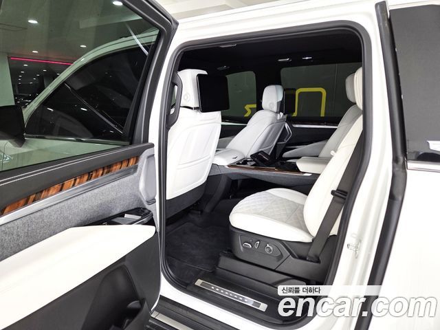 Cadillac Escalade 2025 — photo 3