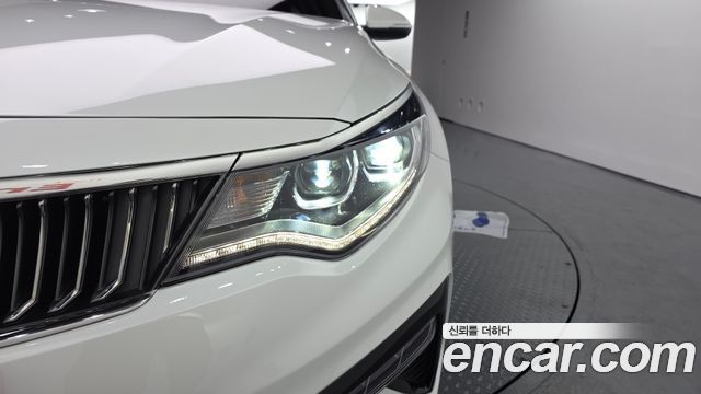Kia K5 2020 — photo 8