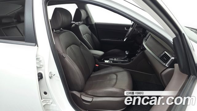 Kia K5 2020 — photo 16