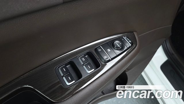 Kia K5 2020 — photo 27