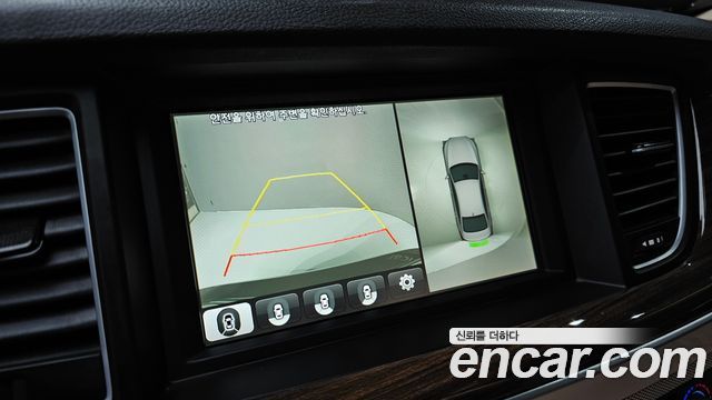 Genesis G80 2018 — photo 21
