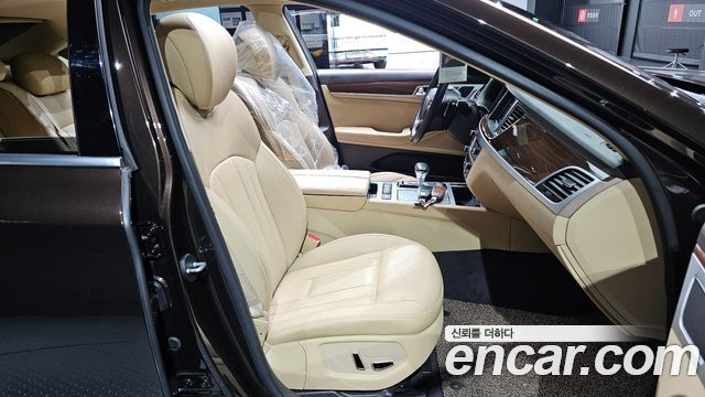 Genesis G80 2018 — photo 16