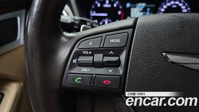 Genesis G80 2018 — photo 30