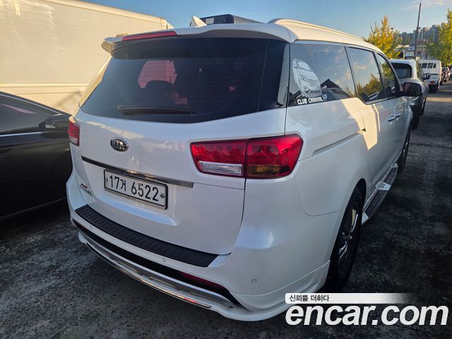 Kia Canival 2018 — photo 2