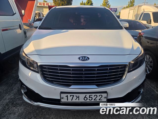 Kia Canival 2018 — photo 3