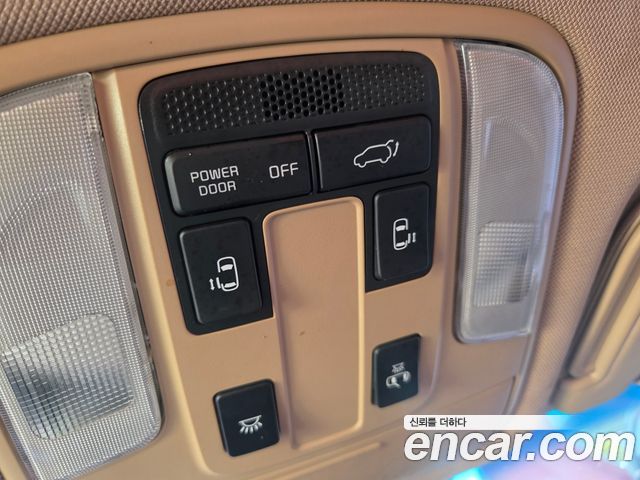 Kia Canival 2018 — photo 13