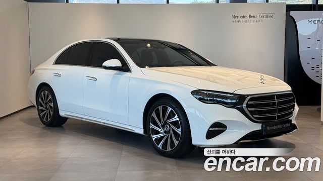 Mercedes-Benz E-Class 2026 — photo 2
