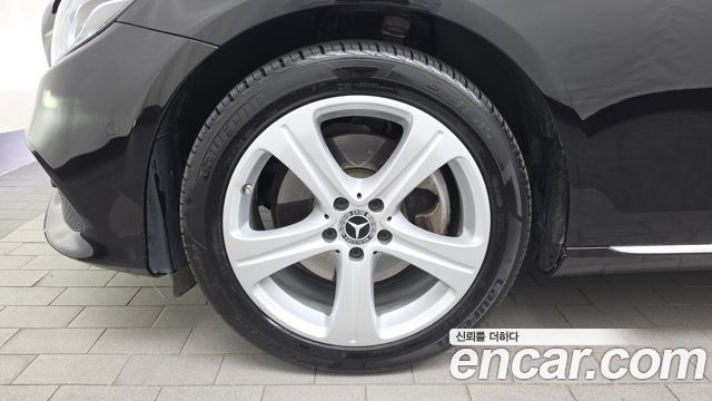 Mercedes-Benz E-Class 2018 — photo 5