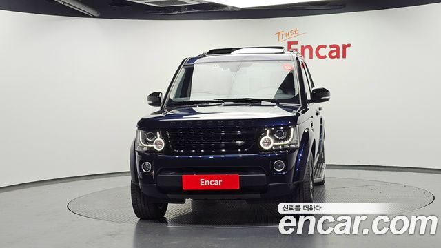Land Rover Discovery 2016 — photo 3