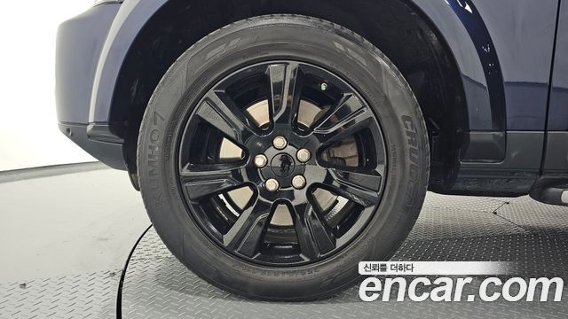 Land Rover Discovery 2016 — photo 5