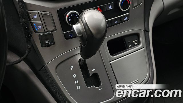 Hyundai Starex 2021 — photo 12