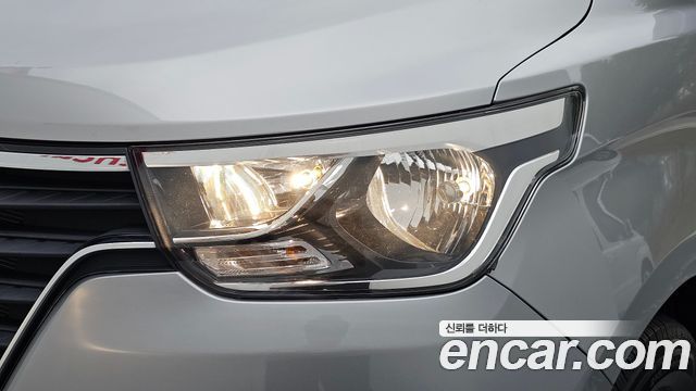 Hyundai Starex 2021 — photo 8