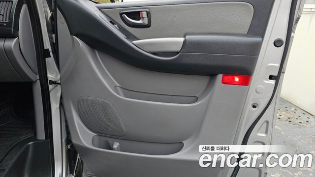 Hyundai Starex 2021 — photo 15